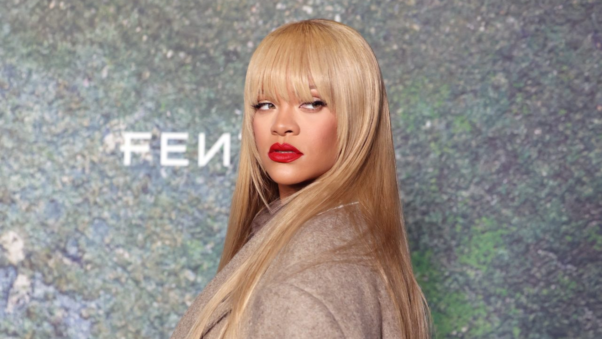 Rihanna is launching Fenty Hair